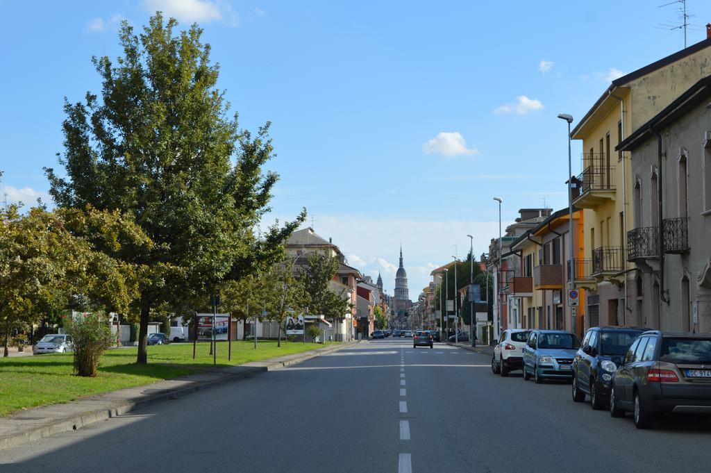 Il Corso Panzió Novara Kültér fotó
